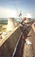 Cordiste TRAPEZE sur une tour de centrale